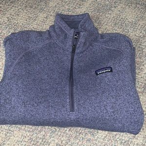 Medium (fits like a small) Patagonia quarter zip